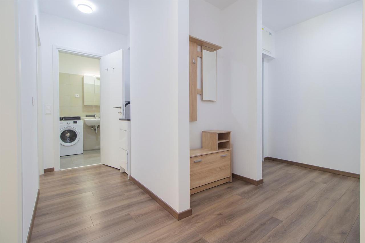 Corvin Modern Two Bedroom Apartment Free Parking Budapeşte Dış mekan fotoğraf